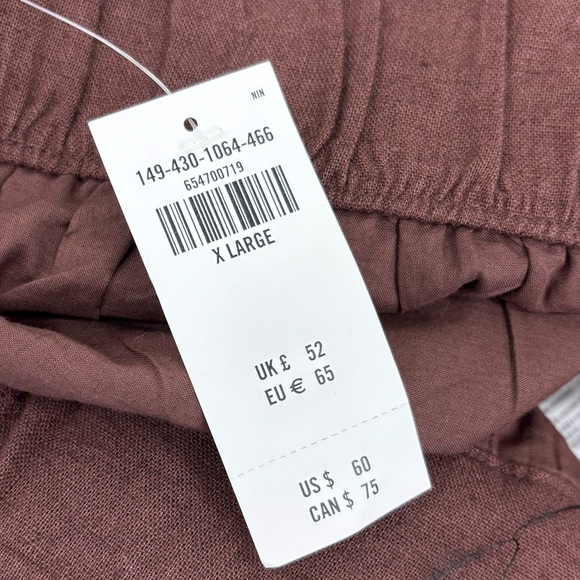 Abercrombie and Fitch Pull on High Waisted Linen Shorts - Picture 3 of 4